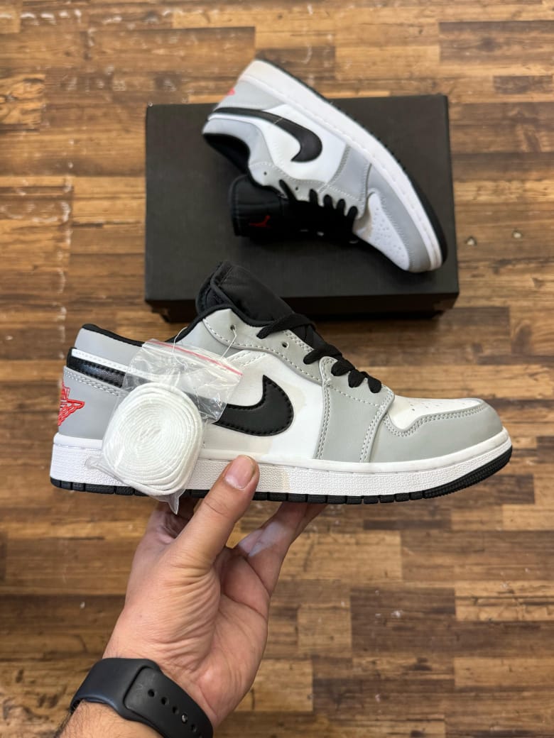 Nike Air Jordan 1 NIKE